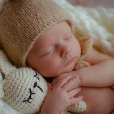 Metro Detroit Newborn photographer, Port Huron Newborn Photographer, Newborn baby boy, Studio Newborn