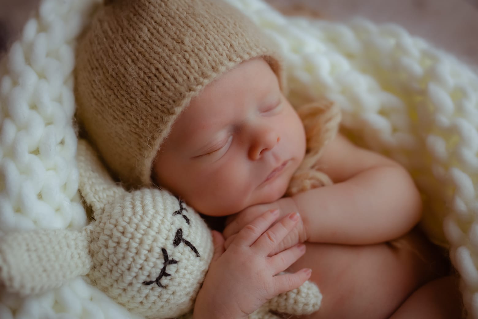 Metro Detroit Newborn photographer, Port Huron Newborn Photographer, Newborn baby boy, Studio Newborn
