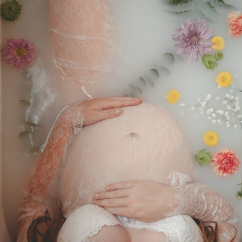 maternity milkbath, milkbath boudoir, detroit boudoir photographer