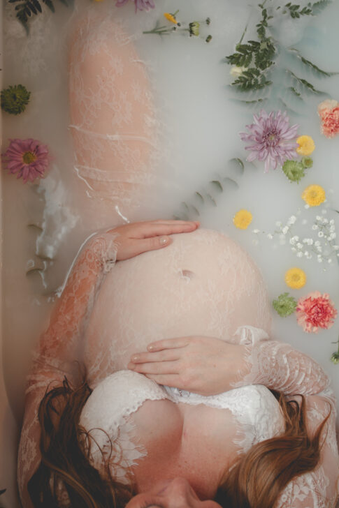 maternity milkbath, milkbath boudoir, detroit boudoir photographer