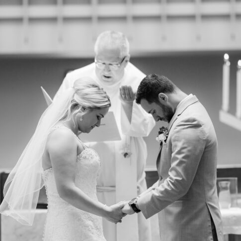 detroit wedding, church ceremony, detroit wedding photographer