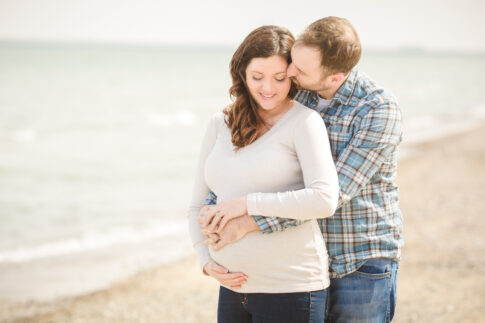 Port Huron Maternity photographer, maternity session, parents to be, lake huron beach maternity